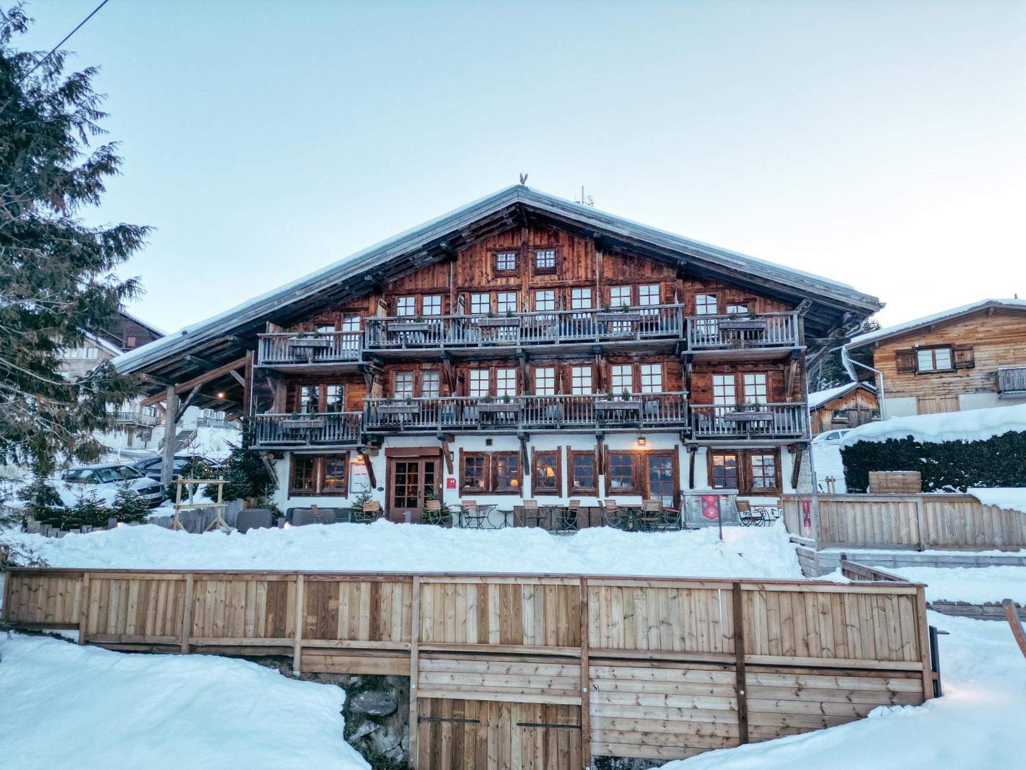 La Ferme Du Golf Hotell Megève Exteriör bild