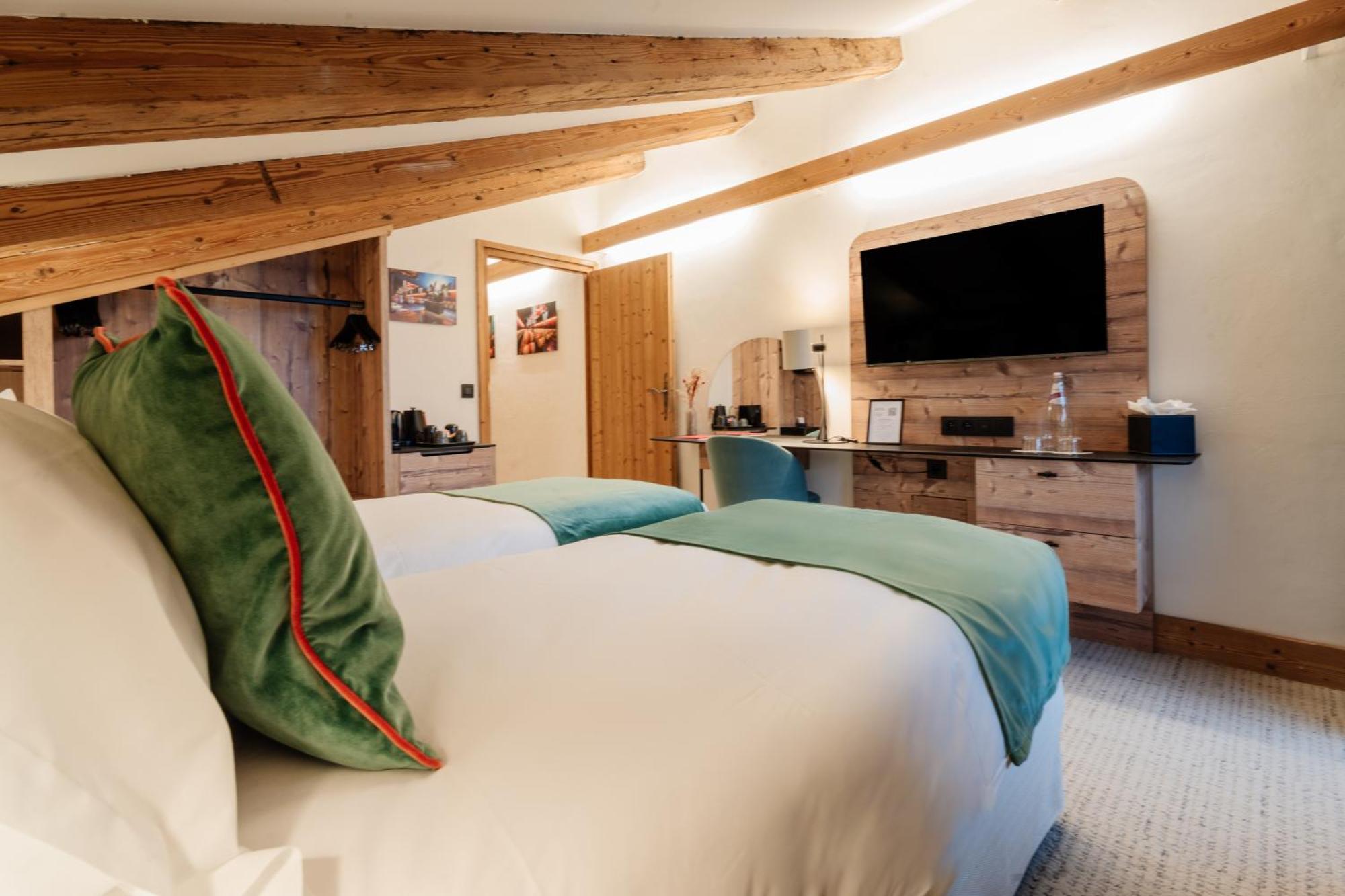 La Ferme Du Golf Hotell Megève Exteriör bild